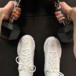 VibreGirly, Girls and female athletes in leggings doing squats and deadlifts. Booty gains workout, glute transformation before after, strong legs training, gym aesthetic women, fitness motivation, curvy fitness journey, thick thighs workout, peach booty exercises, women powerlifting transformation